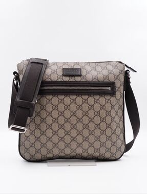 BZ42 💗 Gucci GG Supreme Coated Canvas Messenger Bag